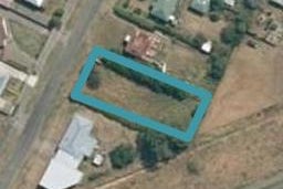18 Saint Clair Street, TAKAPAU, Takapau