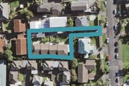 4/0 Roberton Road, Avondale, Auckland