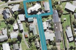 2/9 Teal Crescent, Beach Haven, Auckland
