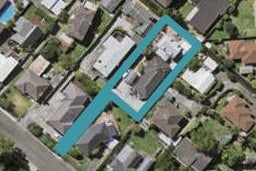 1/0 Corunna Road, Milford, Auckland