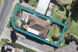 11 Tamariki Avenue, Kelston, Auckland