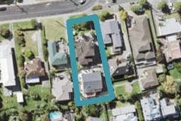 2/12 Knights Road, Rothesay Bay, Auckland