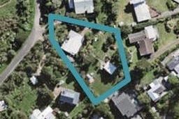 33 Tiri Road, Oneroa, Waiheke Island