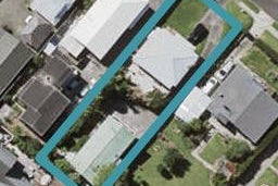 2/12 Corunna Road, Milford, Auckland