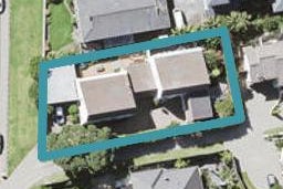 2/11 Huntly Road, Campbells Bay, Auckland