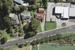 21B Smythe Road, Henderson, Auckland