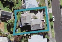 2/12 Bungalow Avenue, Point Chevalier, Auckland