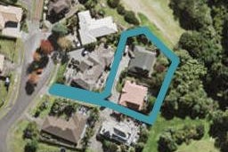 2/5 Pelican Lane, Unsworth Heights, Auckland