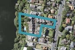 12/212 Hurstmere Road, Takapuna, Auckland