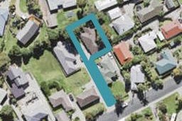 9A Barron Drive, Green Bay, Auckland
