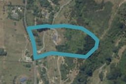 27 Macs Road, Hira