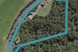 2886 South Head Road, Helensville
