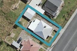 15 Henderson Street, Bluff