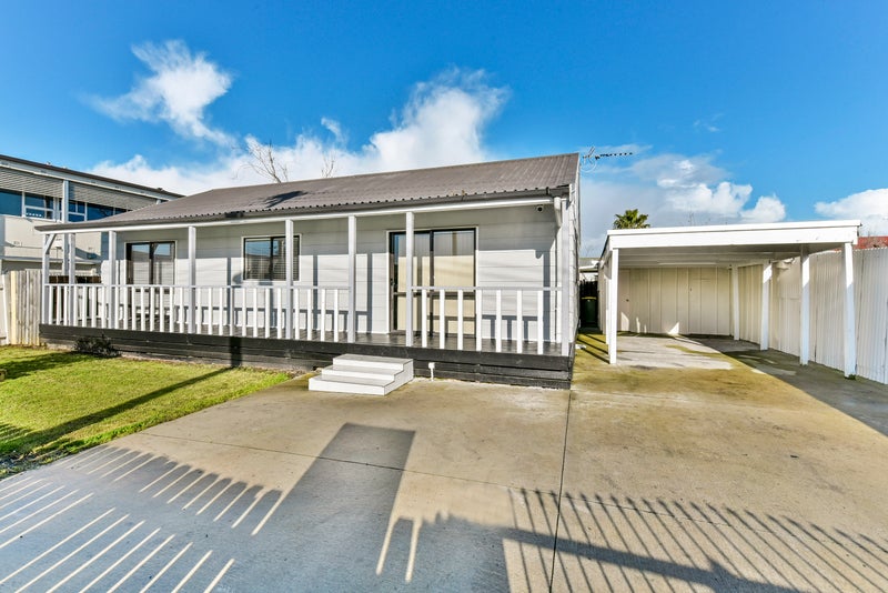 2/1 Grayson Avenue, Papatoetoe, Manukau - Carousel 2