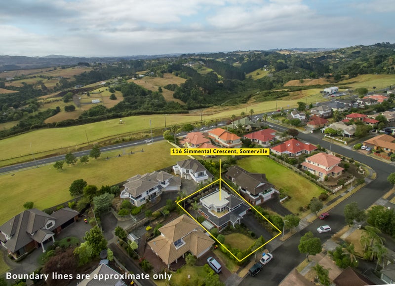 116 Simmental Crescent, Somerville, Manukau - Carousel 33