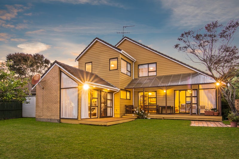 31 Kingshaven Close, Mount Roskill, Auckland - Carousel 2