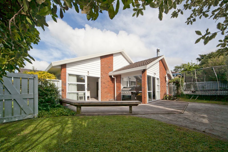 15C Peary Road, Mount Eden, Auckland - Carousel 1