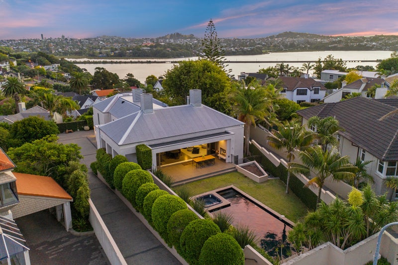 6 Fenton Circus, Orakei, Auckland - Carousel 20