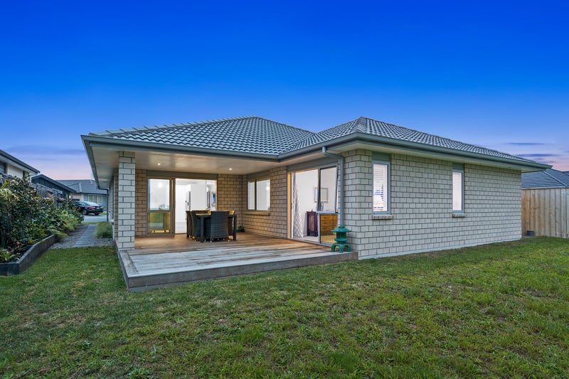 10 Celmisia Retreat, Papamoa Beach, Papamoa - Carousel 2