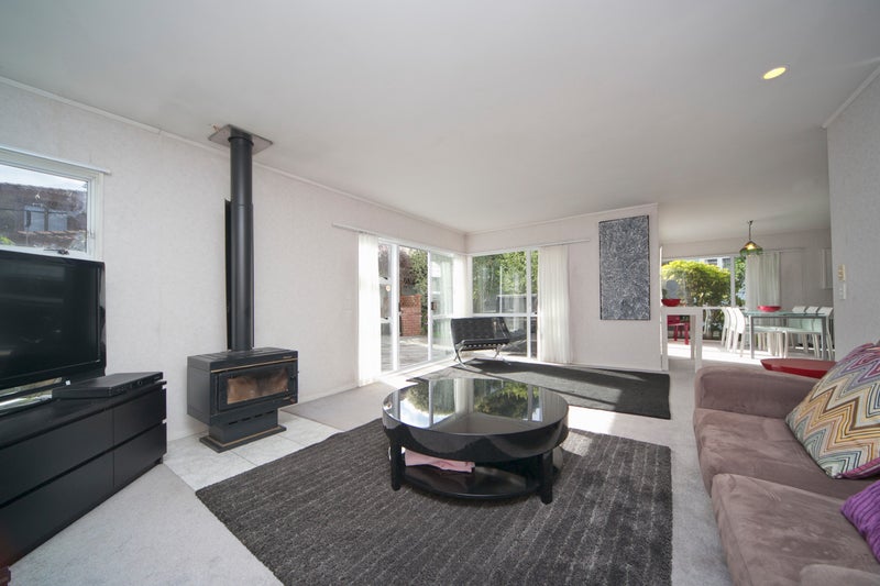 15C Peary Road, Mount Eden, Auckland - Carousel 2