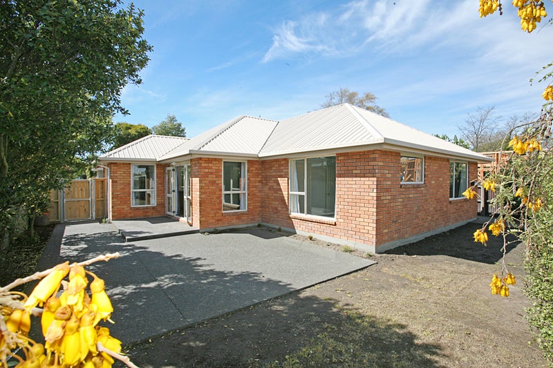 2/271 Hills Road, Mairehau, Christchurch - Carousel 1