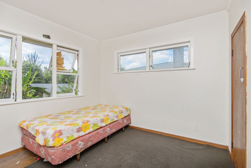 15 Lyncroft Street, Mangere East, Auckland - Carousel 10