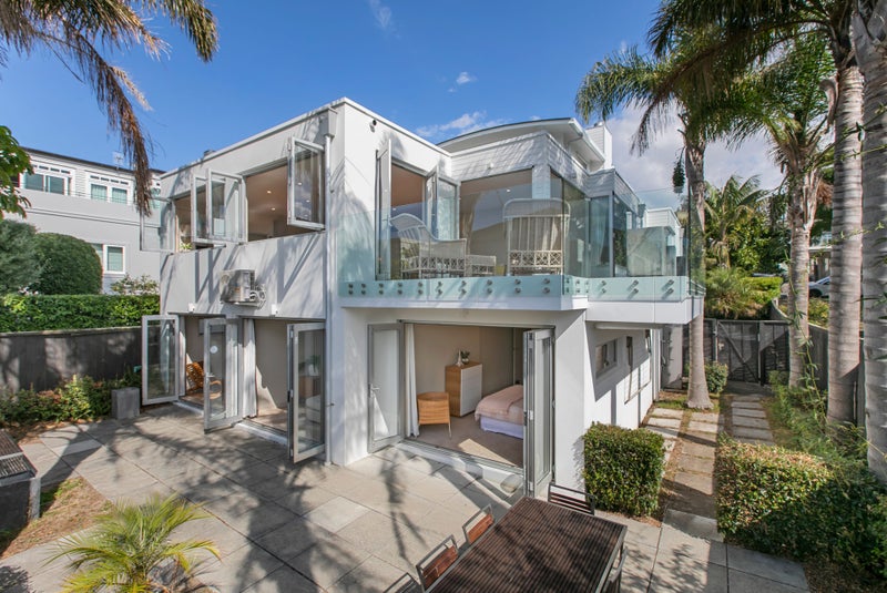 42 Ronaki Road, Mission Bay, Auckland - Carousel 2