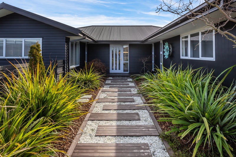 4 Rossall Crescent, Rolleston, Rolleston - Carousel 1