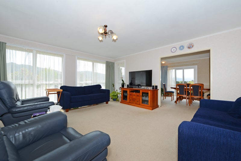 Property Valuation for 10 Tapestry Grove, Silverstream, Upper Hutt
