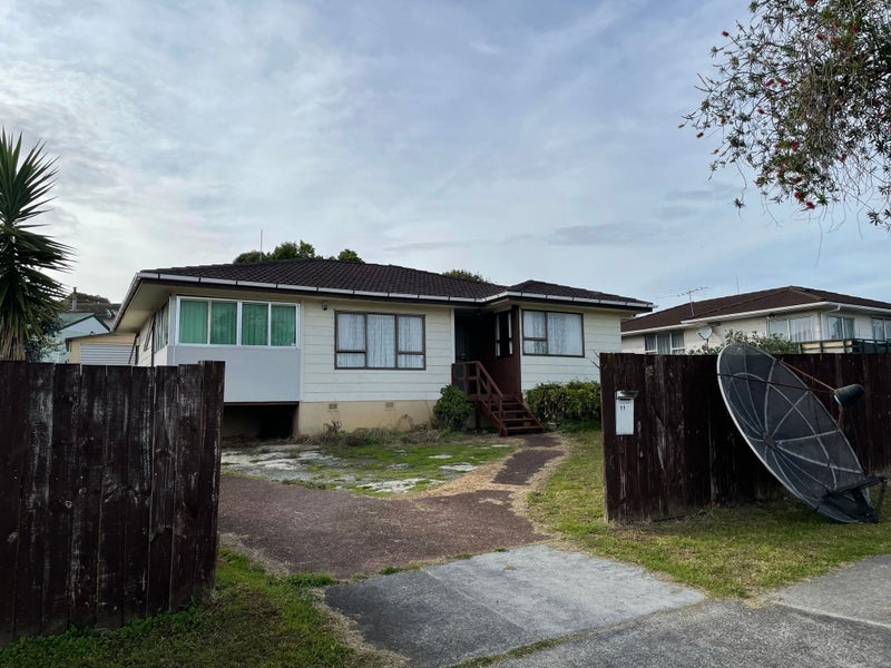 Property Valuation for 112 Aviemore Drive, Highland Park, Auckland