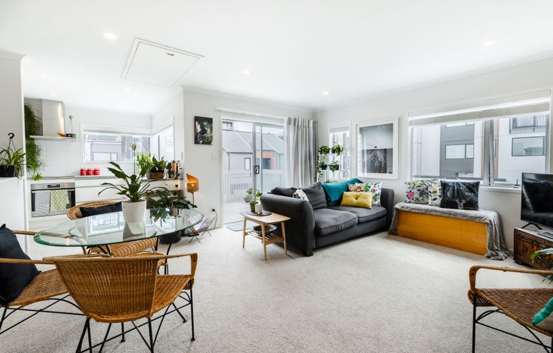 16 Mapou Road, Hobsonville, Auckland - Carousel 2