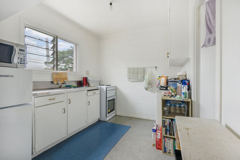 4/36 Margaret Avenue, Mount Albert, Auckland - Carousel 2