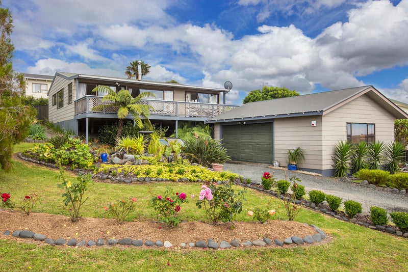 Property Valuation for 8 Aurora AVE, Snells Beach, Snells Beach Trade