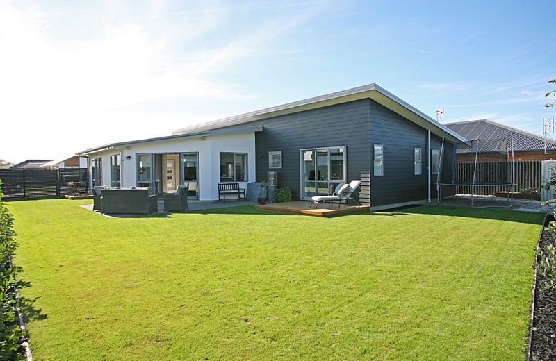 18 Whitnall Street, Halswell, Christchurch - Carousel 1