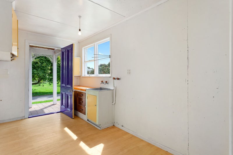 2 Bridge Street, Opotiki - Carousel 17