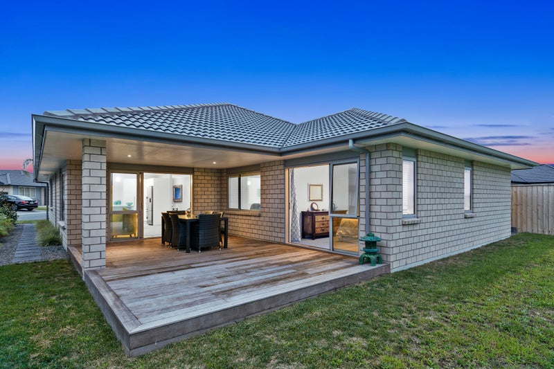 10 Celmisia Retreat, Papamoa Beach, Papamoa - Carousel 1