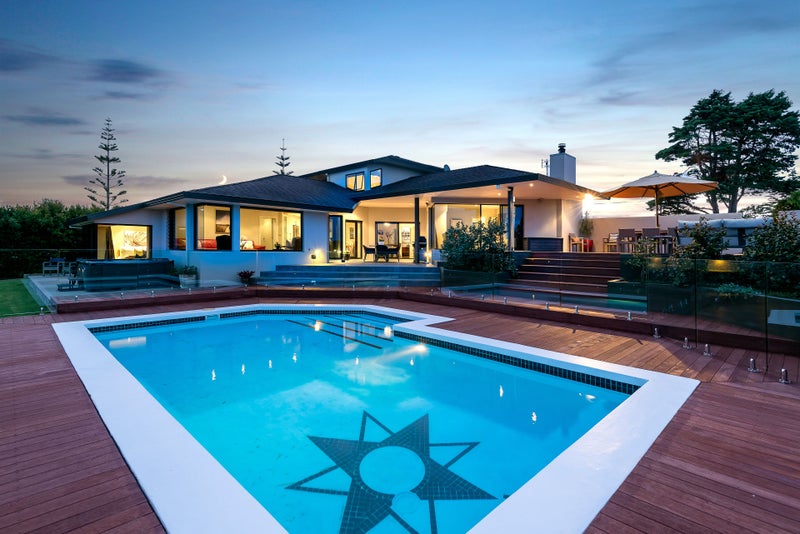 Property Valuation for 141 Point View Drive, East Tamaki Heights