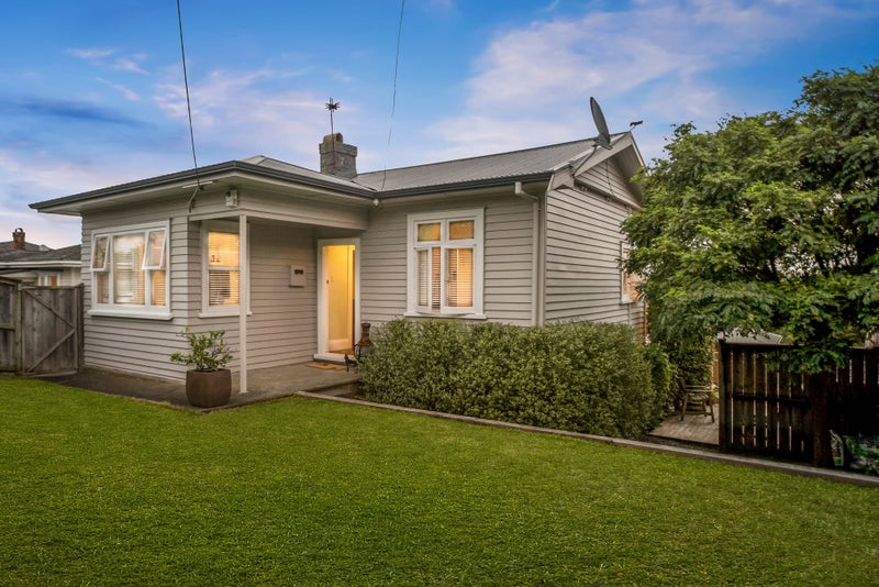 1/134 Birkenhead Avenue, Birkenhead, Auckland - Carousel 1