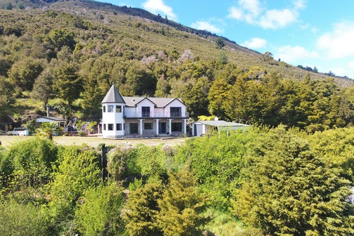 695 East Takaka Road, Takaka