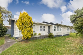 2 Essex Place, Milson, Palmerston North