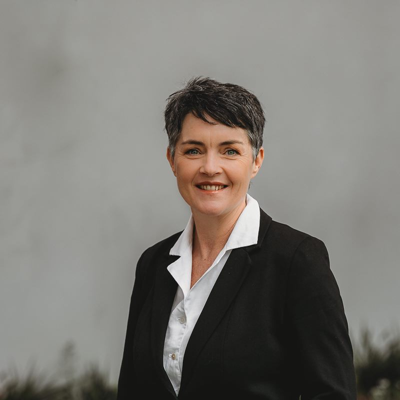 Lorraine Fox