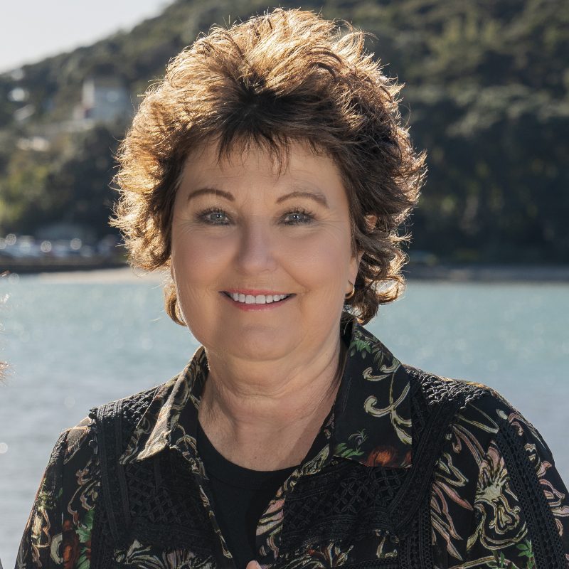 Bev Calder