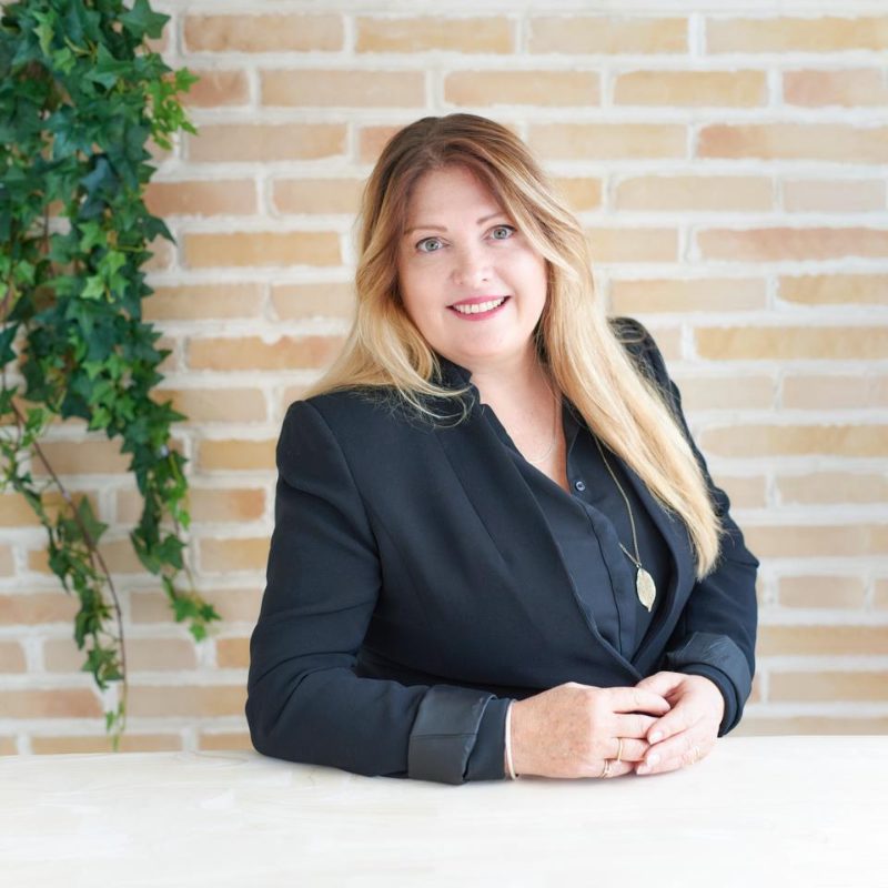 Bronwyn Abbott Real Estate Agent Trade Me Property