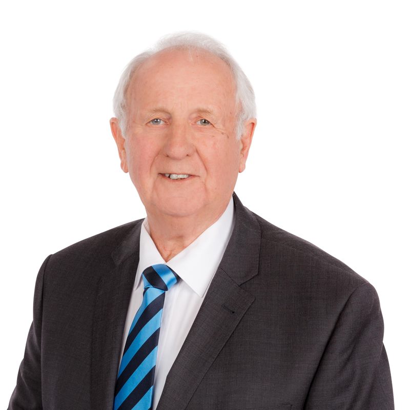 Ivan Johnstone Real Estate Agent Trade Me Property