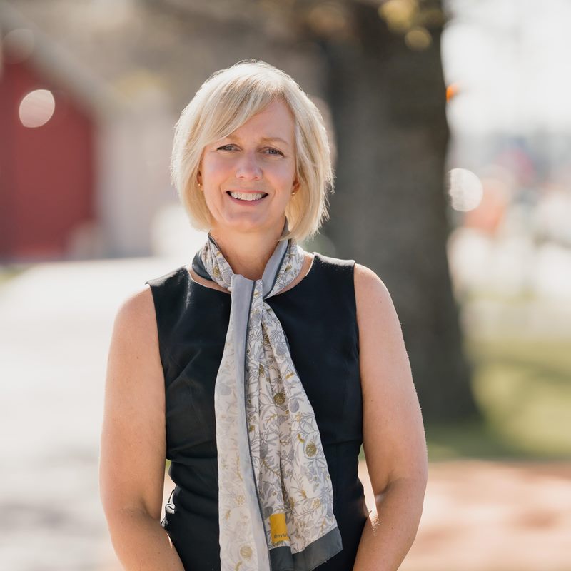 Tracey Frost Real Estate Agent Trade Me Property