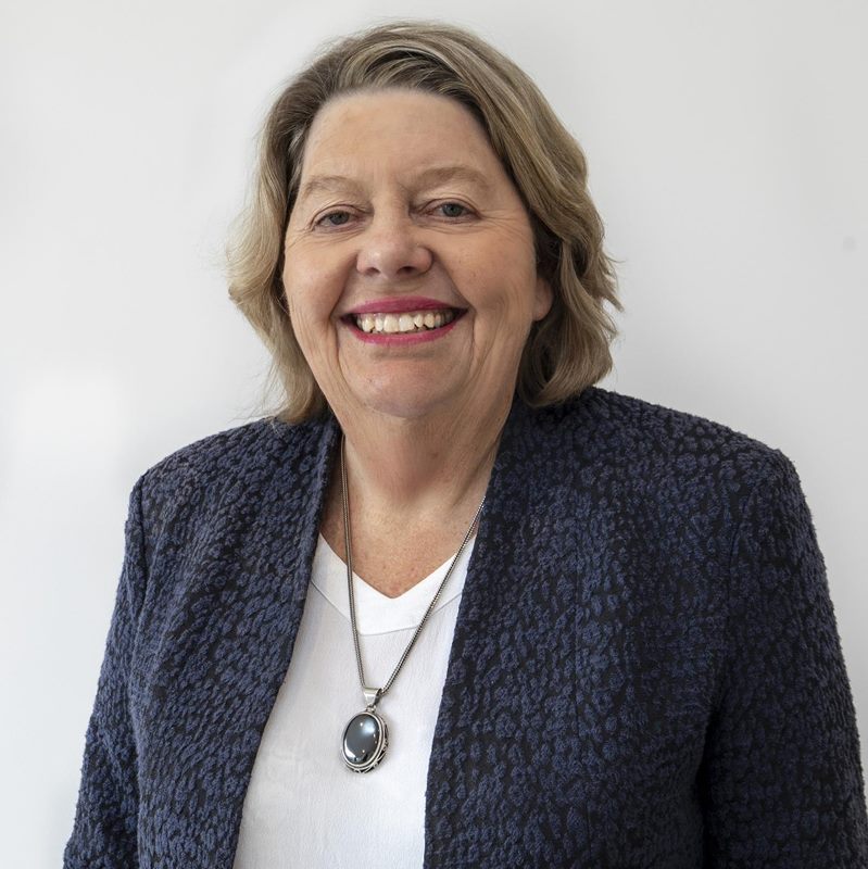 Lorraine Girvan