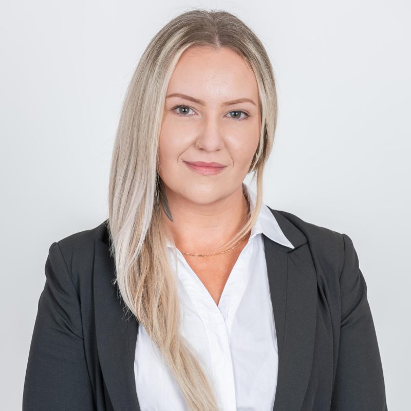 Claire Hunt Real Estate Agent Trade Me Property