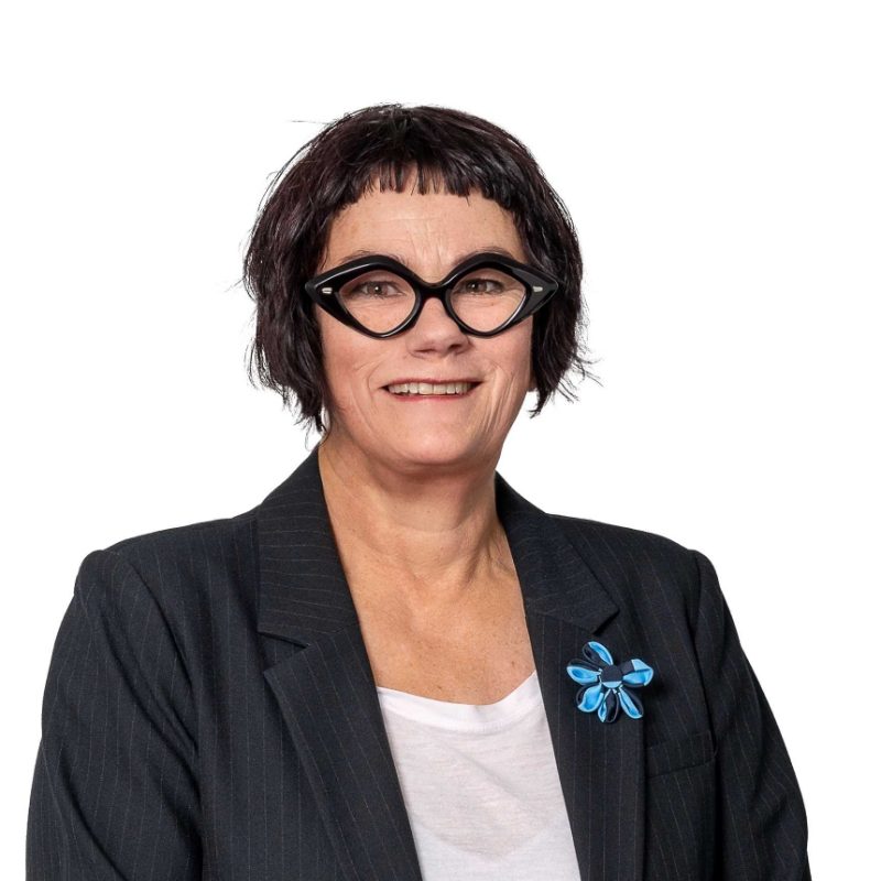 Carolyn Price Real Estate Agent Trade Me Property